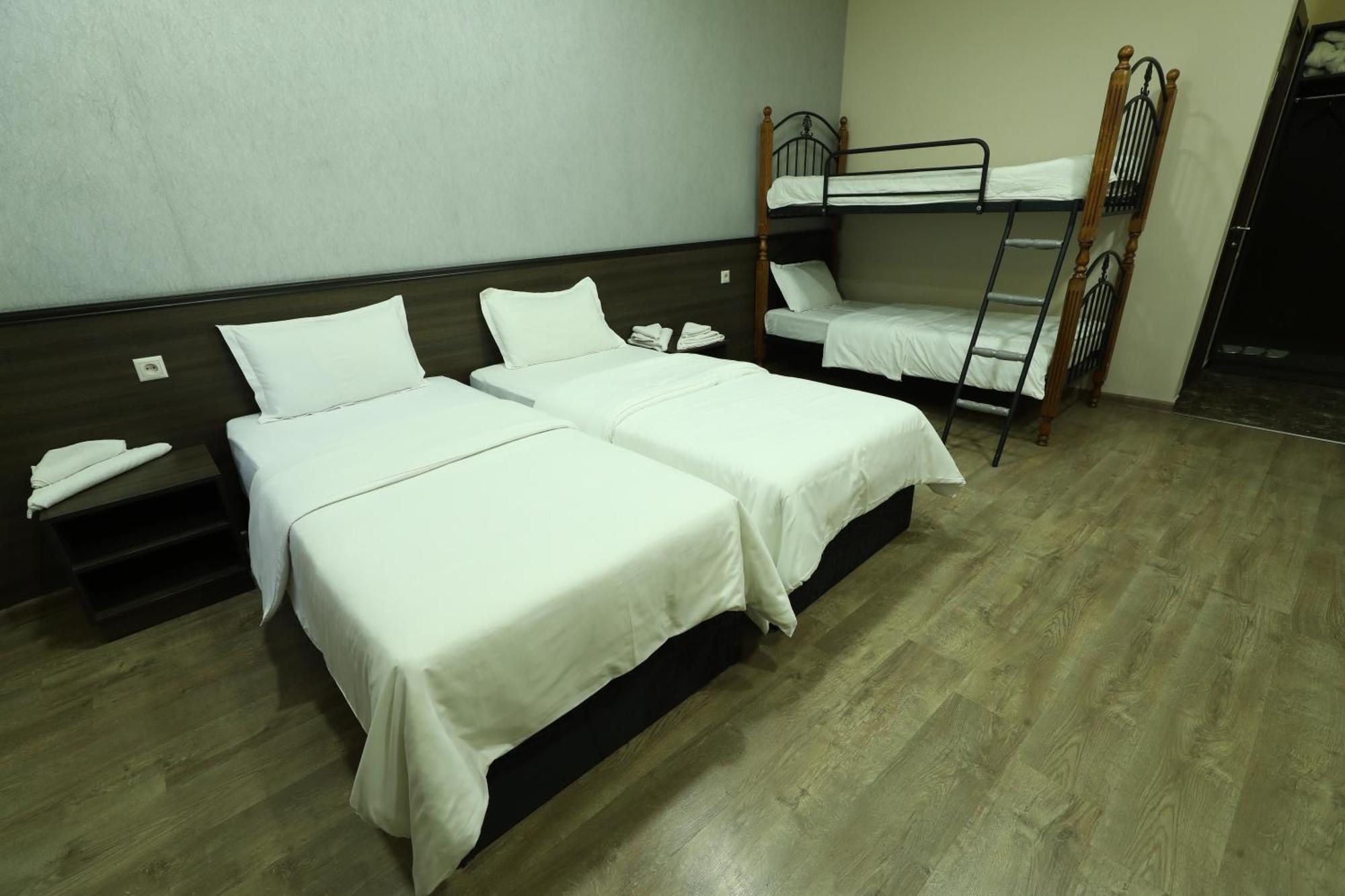 Riverside Hotel Erywań Zewnętrze zdjęcie